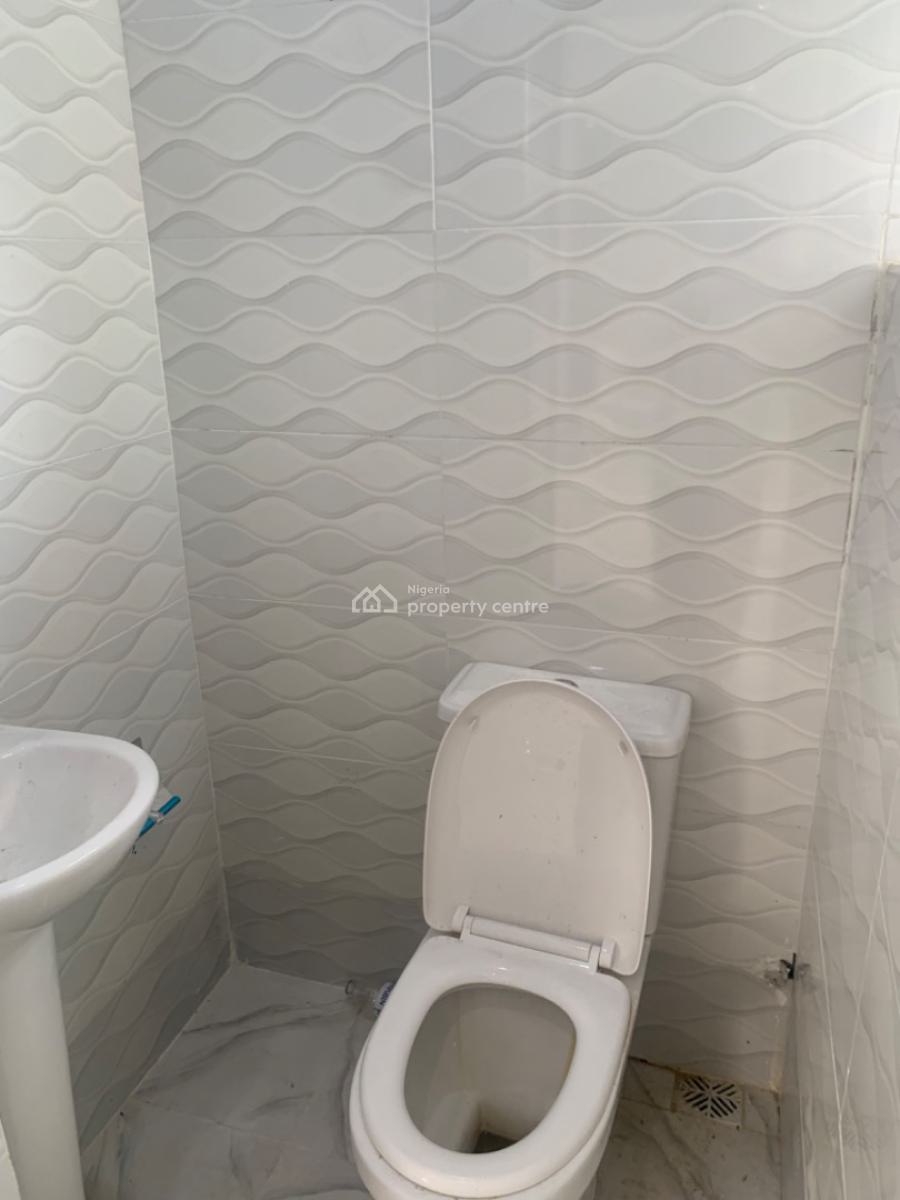Luxury 2bedroom and Parlour, Ogombo Road, Ogombo, Ajah, Lagos, Flat / Apartment for Rent