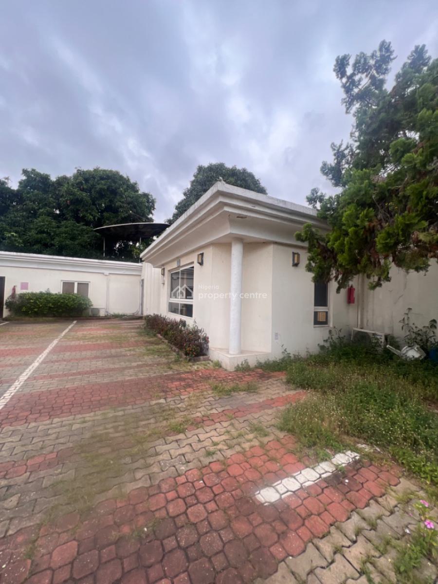Beautiful 49 Bedrooms Hotel, Ikoyi, Lagos, Hotel / Guest House for Sale