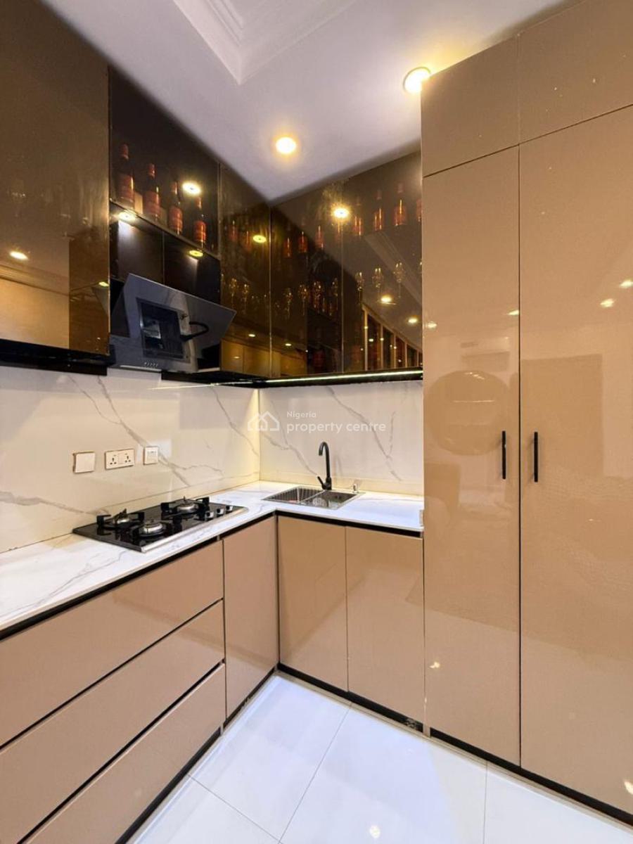 Beautiful 1bed Apartment with a Bathtub &tastefuly Furnished, Osapa London ,lekki ,lagos ,nigeria, Osapa, Lekki, Lagos, Mini Flat (room and Parlour) Short Let