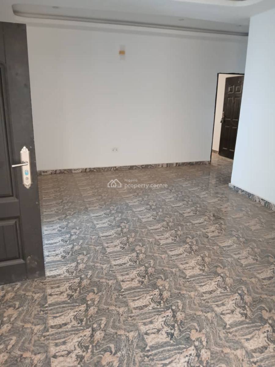 Sweet 2bedroom Block of Flat, Dantata Estate Off 3rd Avenue, Gwarinpa, Abuja, Flat / Apartment for Rent