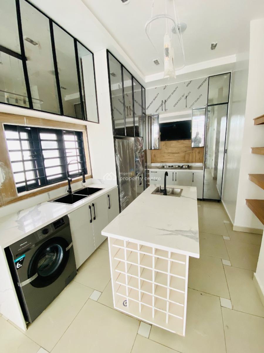 Beautiful 4-bedroom Detached Home, Orchid Road, Lekki, Lagos, Detached Duplex for Sale