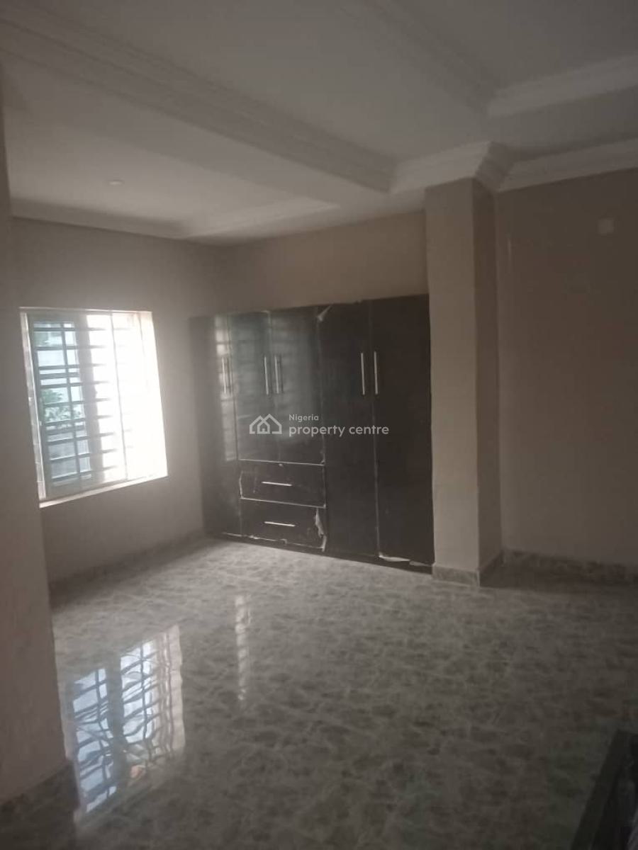 The Is Fully Detached 4 Bedroom  Bungalow with  2 Bq, Lugbe, Lugbe District, Abuja, Detached Bungalow for Sale
