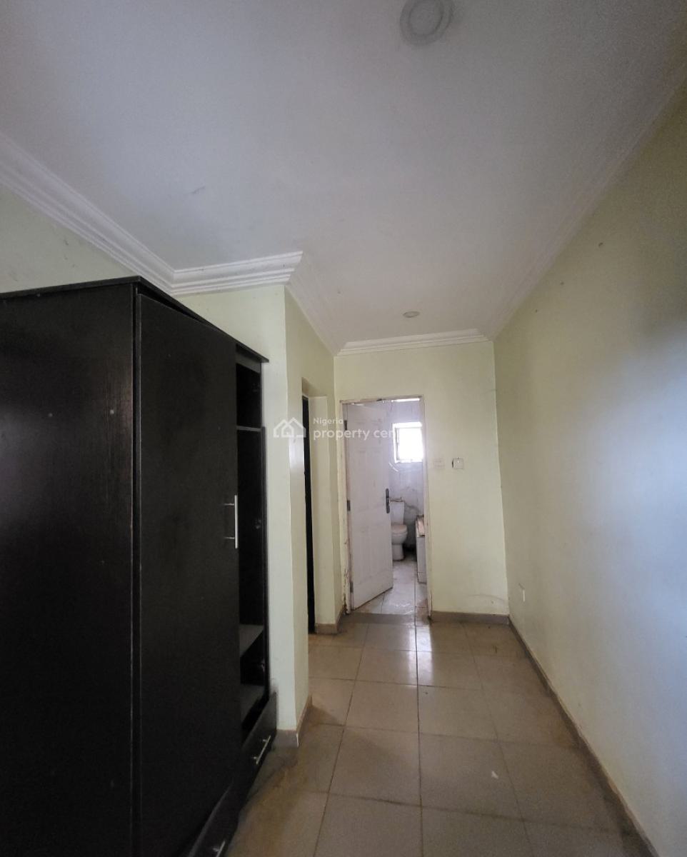 Luxurious Massive Sefcon Apartment, By American International School, Durumi, Abuja, Self Contain (single Rooms) for Rent