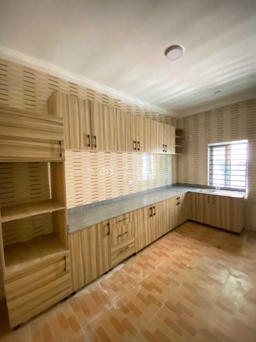 Brand New 3 Bedroom Apartment in an Estate, Ikate, Lekki, Lagos, Flat / Apartment for Rent