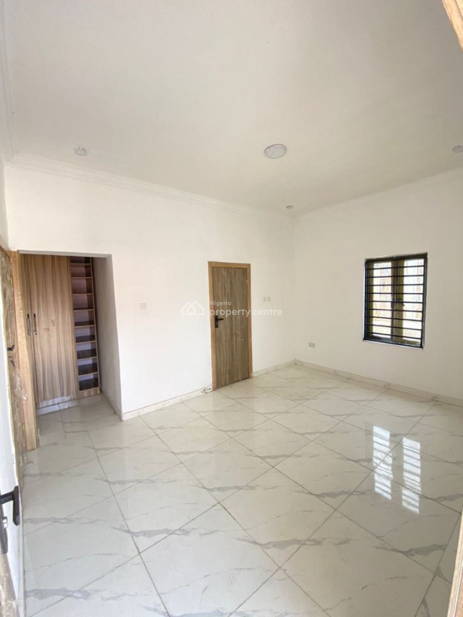 Brand New 3 Bedroom Apartment in an Estate, Ikate, Lekki, Lagos, Flat / Apartment for Rent