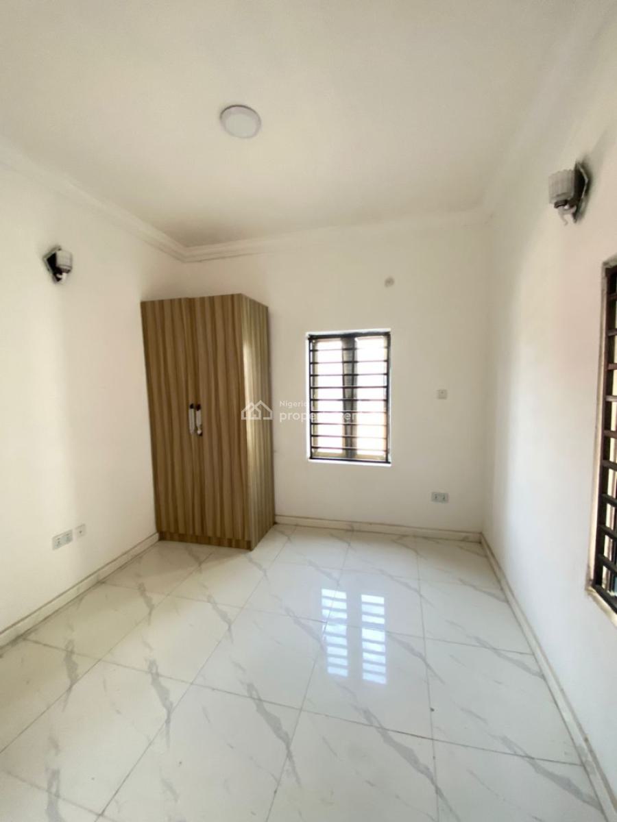 Brand New 3 Bedroom Apartment in an Estate, Ikate, Lekki, Lagos, Flat / Apartment for Rent