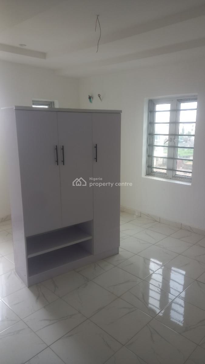Newly Built & Spacious 2 Bedrooms Flat in an Estate, Dawaki, Gwarinpa, Abuja, Flat / Apartment for Rent