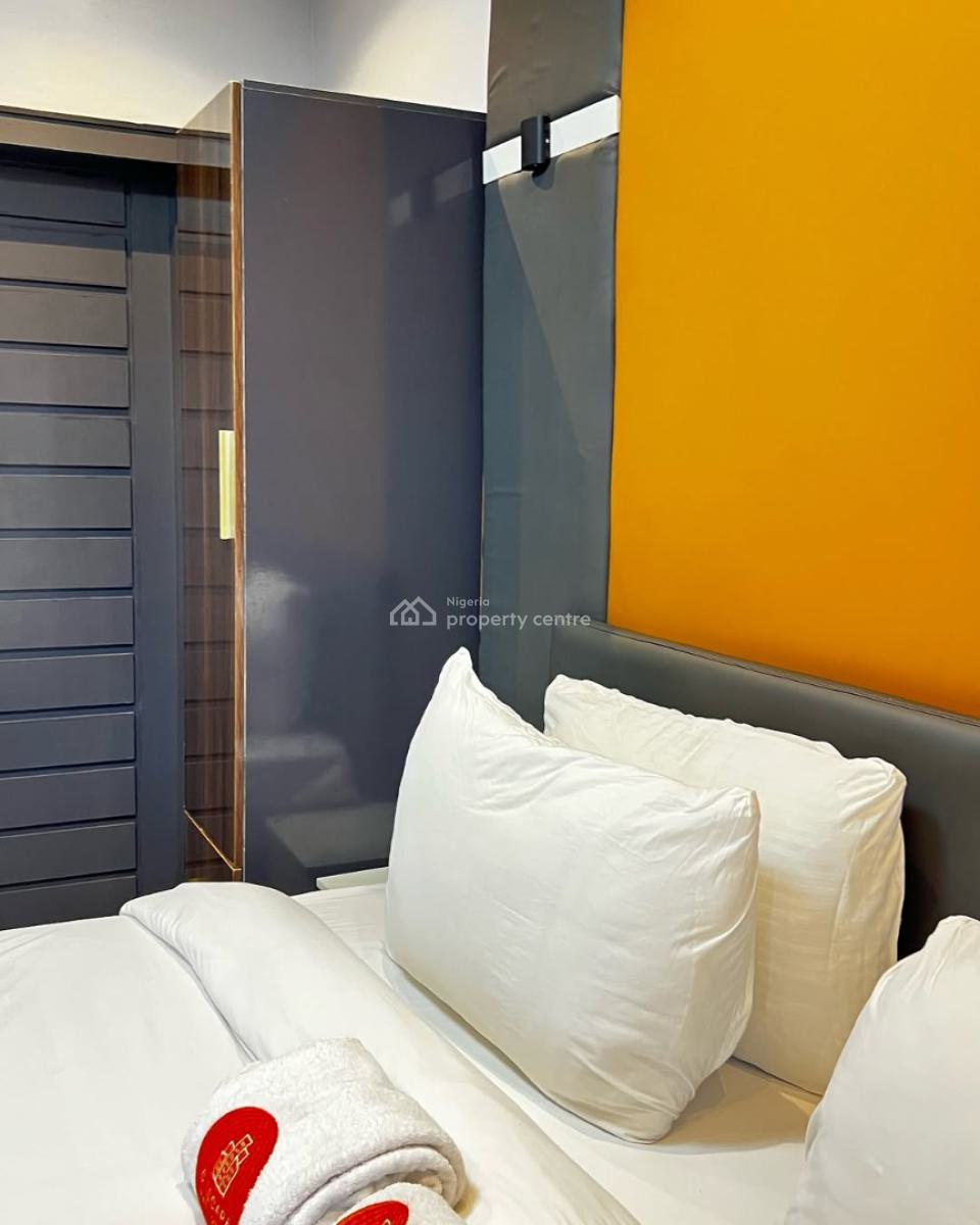 Discover This Premium 1 Bedroom Getaway Apartment., Oacda Estate, Opebi, Ikeja, Lagos, Flat / Apartment Short Let