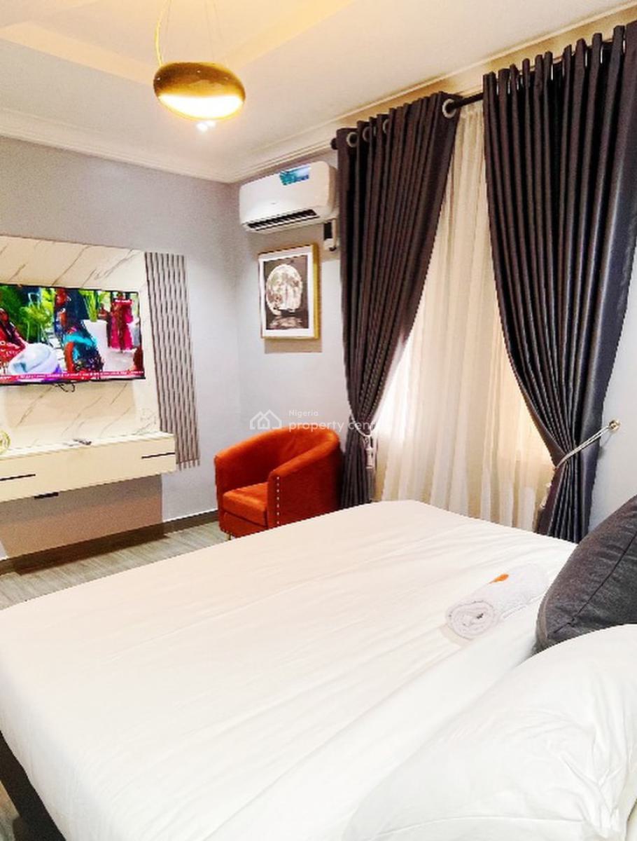 Discover This Premium 1 Bedroom Getaway Apartment., Oacda Estate, Opebi, Ikeja, Lagos, Flat / Apartment Short Let