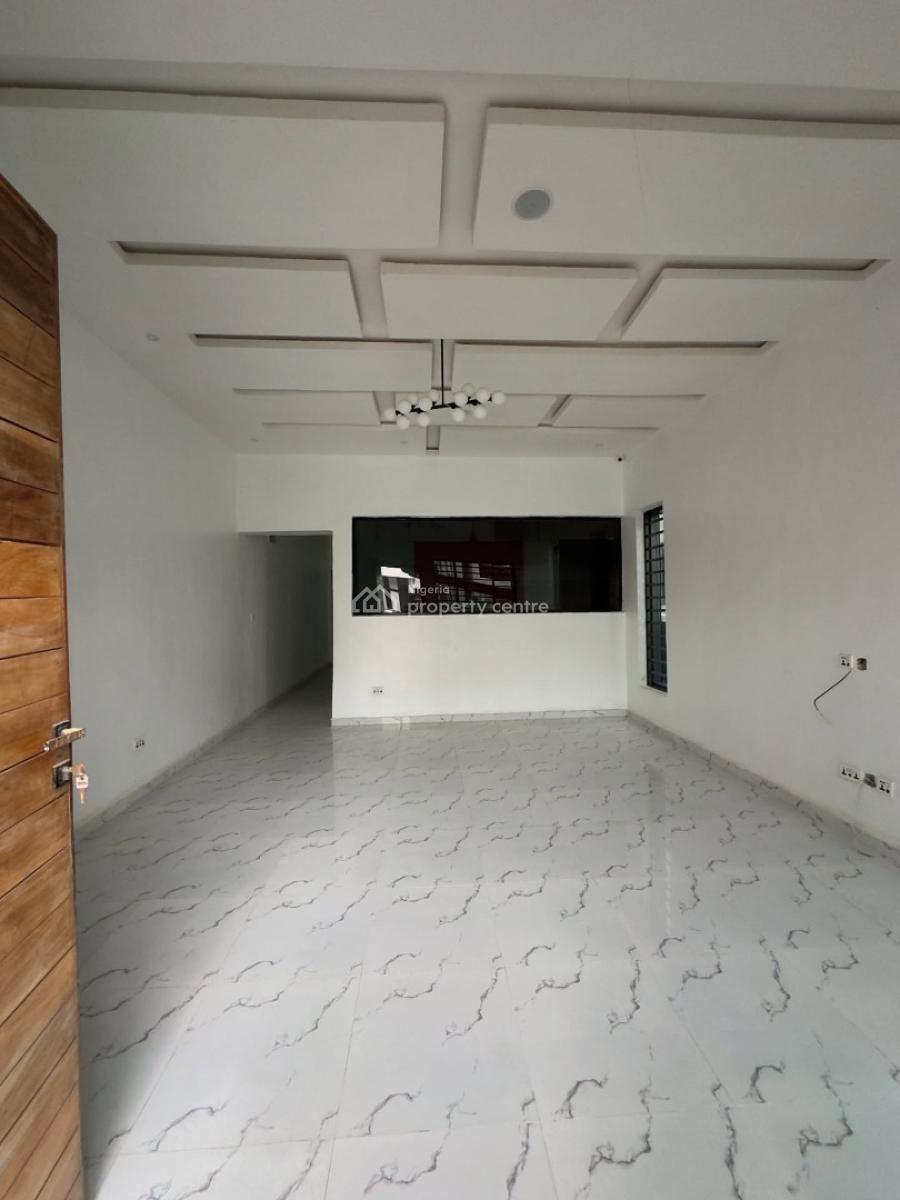 3bedrooms Semi Detached Duplex with Bq, Chevron, Lekki, Lagos, Semi-detached Duplex for Rent