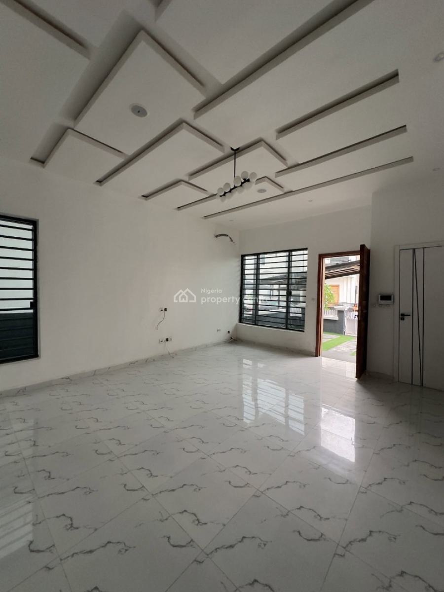 3bedrooms Semi Detached Duplex with Bq, Chevron, Lekki, Lagos, Semi-detached Duplex for Rent