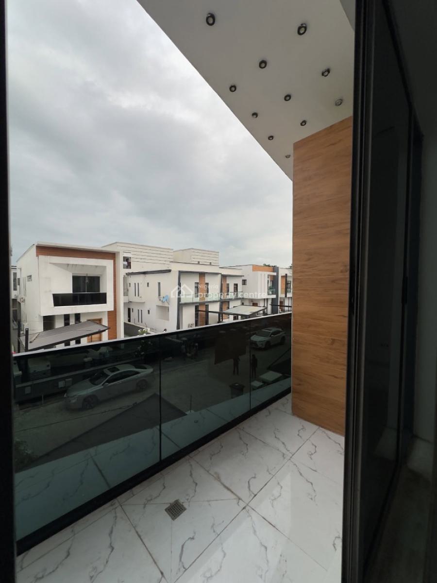 3bedrooms Semi Detached Duplex with Bq, Chevron, Lekki, Lagos, Semi-detached Duplex for Rent