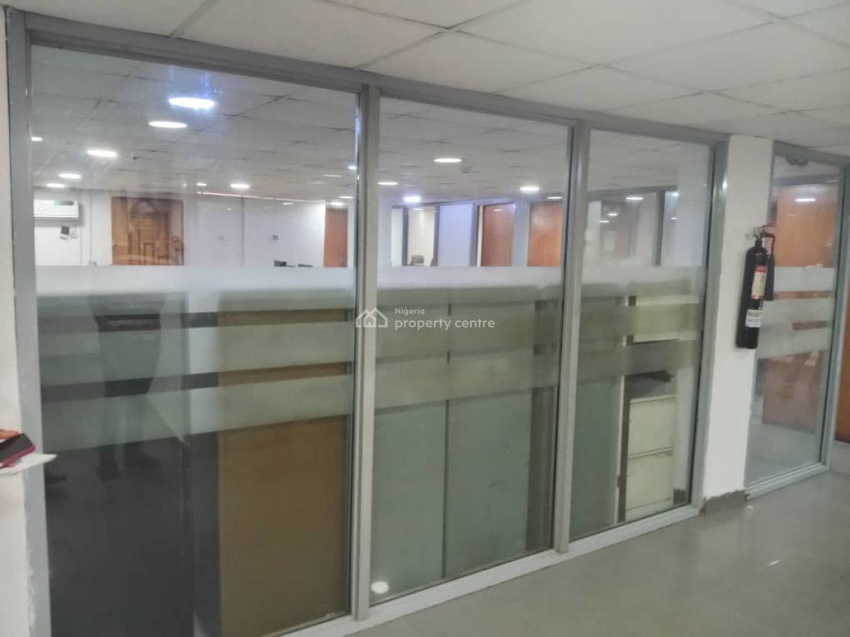 Commercial Property with 4 Floors, Ikorodu Road By Benson Bus Stop, Ikorodu, Lagos, Commercial Property for Sale