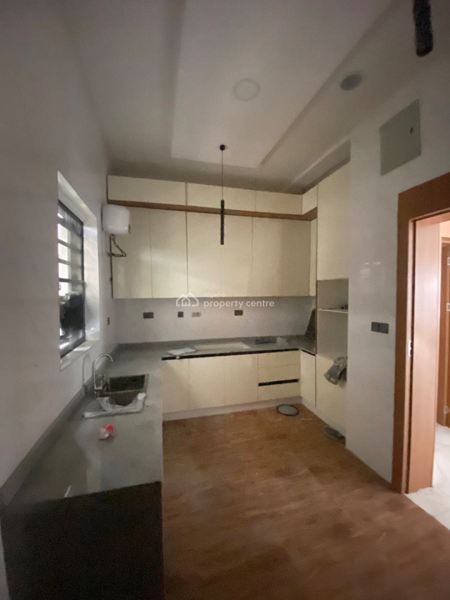 Lovely 5 Bed Terrace Duplex, Ologolo, Ologolo, Lekki, Lagos, Terraced Duplex for Sale