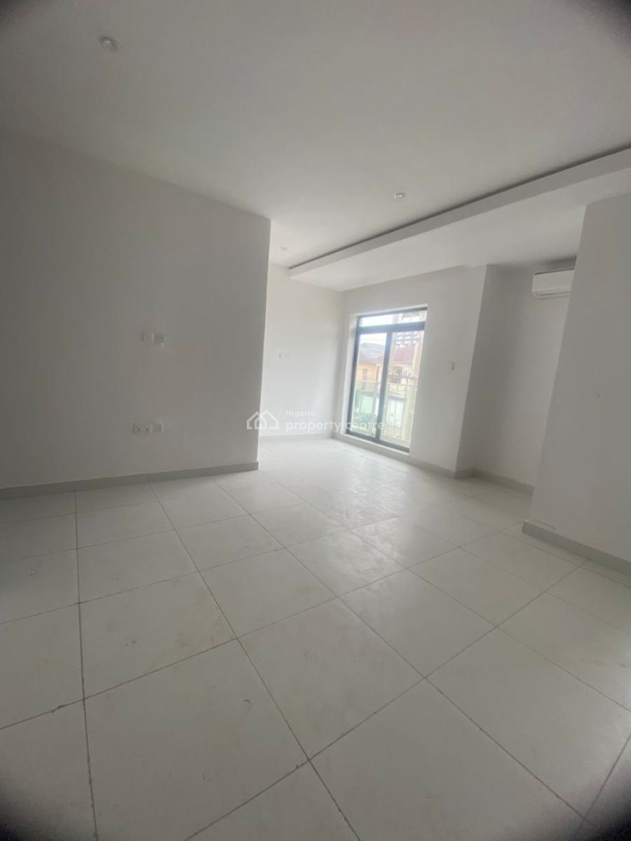 3 Bedroom Apartment with Boys Quarters and Elevator, Lekki, Lekki Phase 1, Lekki, Lagos, Flat / Apartment for Rent