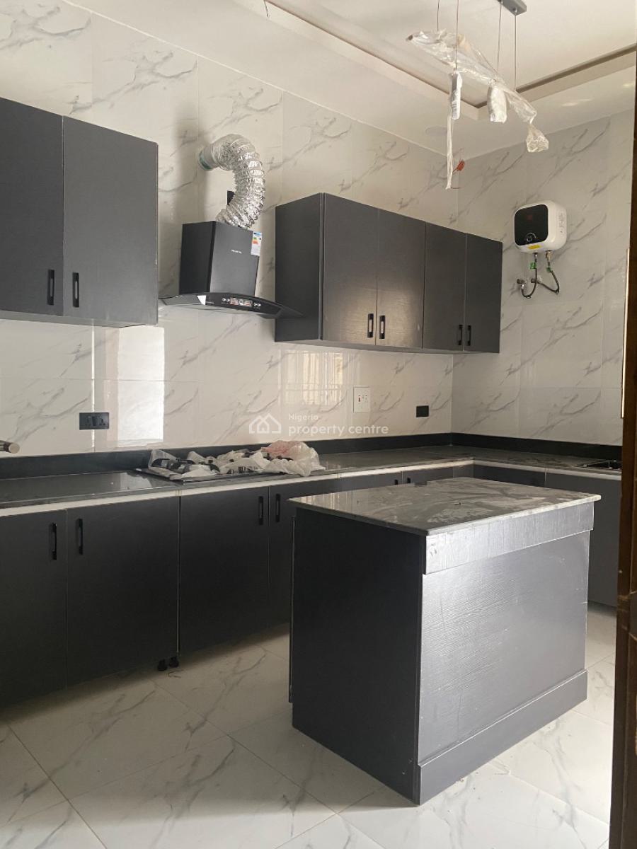 Well Built with Awesome Recreational Facilities and Great Titles, Well Secured Estate, Olokonla, Ajah, Lagos, Terraced Duplex for Sale