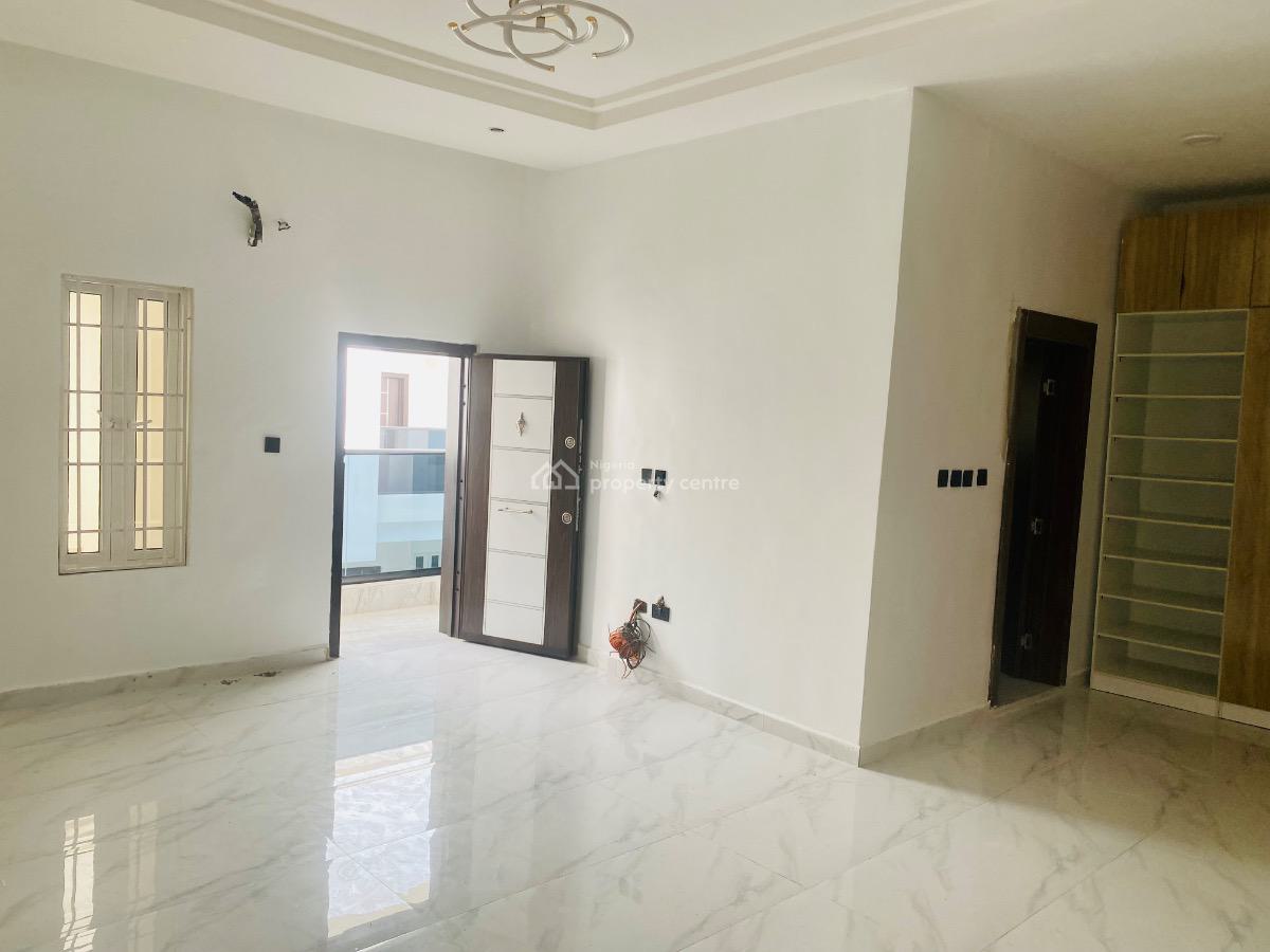 Well Built with Awesome Recreational Facilities and Great Titles, Well Secured Estate, Olokonla, Ajah, Lagos, Terraced Duplex for Sale