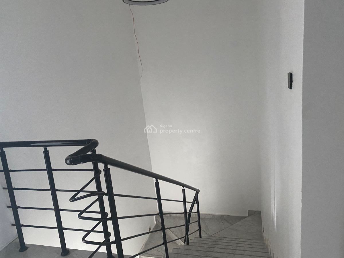 Well Built with Awesome Recreational Facilities and Great Titles, Well Secured Estate, Olokonla, Ajah, Lagos, Terraced Duplex for Sale