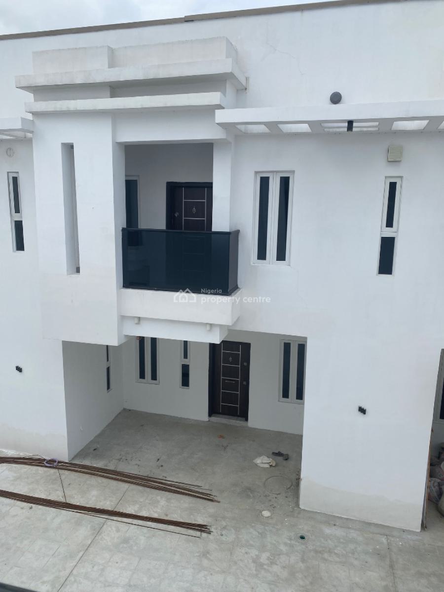Well Built with Awesome Recreational Facilities and Great Titles, Well Secured Estate, Olokonla, Ajah, Lagos, Terraced Duplex for Sale