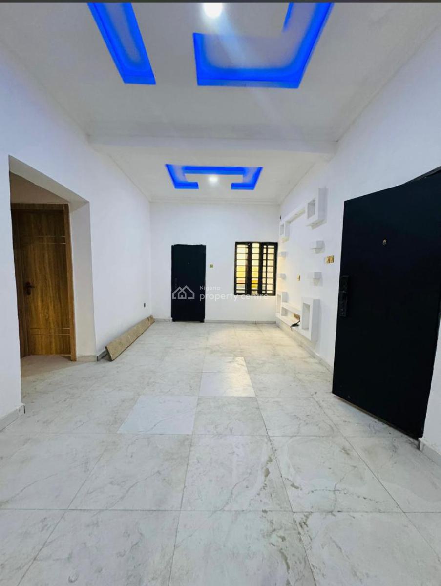 2 Bedroom Apartment, New Oko-oba, Agege, Lagos, Flat / Apartment for Sale