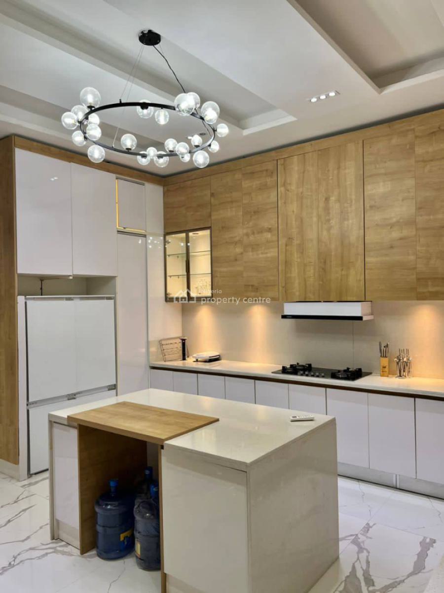 Grand Luxury 5 Bedroom Duplex, Phase 1, Admiralty Road, Lekki, Lagos, Flat / Apartment Short Let