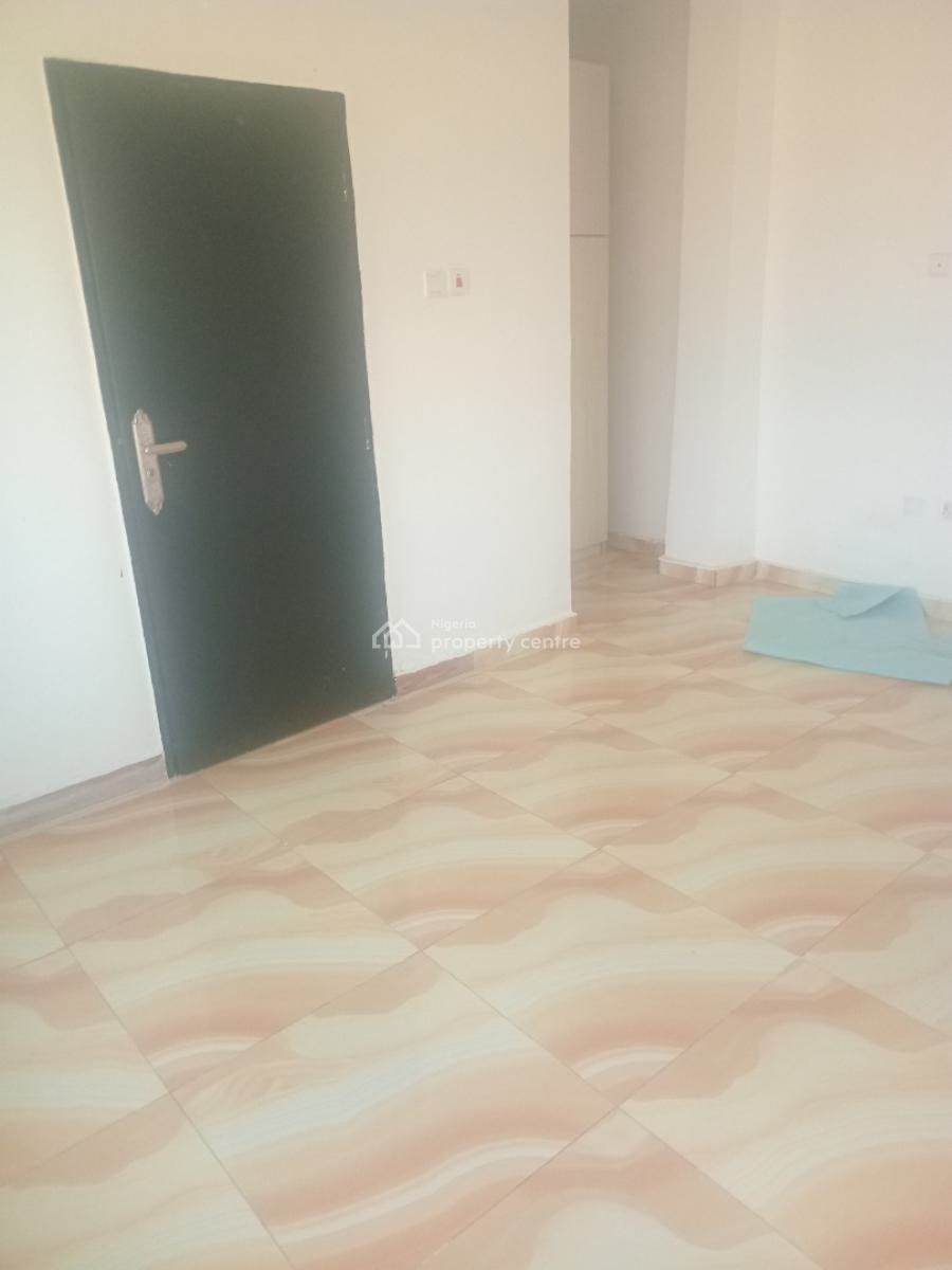 a Studio Apartment with Standard Kitchen and 24hours Light, Paradise 3 Estate Chevron Drive, Lekki, Lagos, Self Contain (single Rooms) for Rent