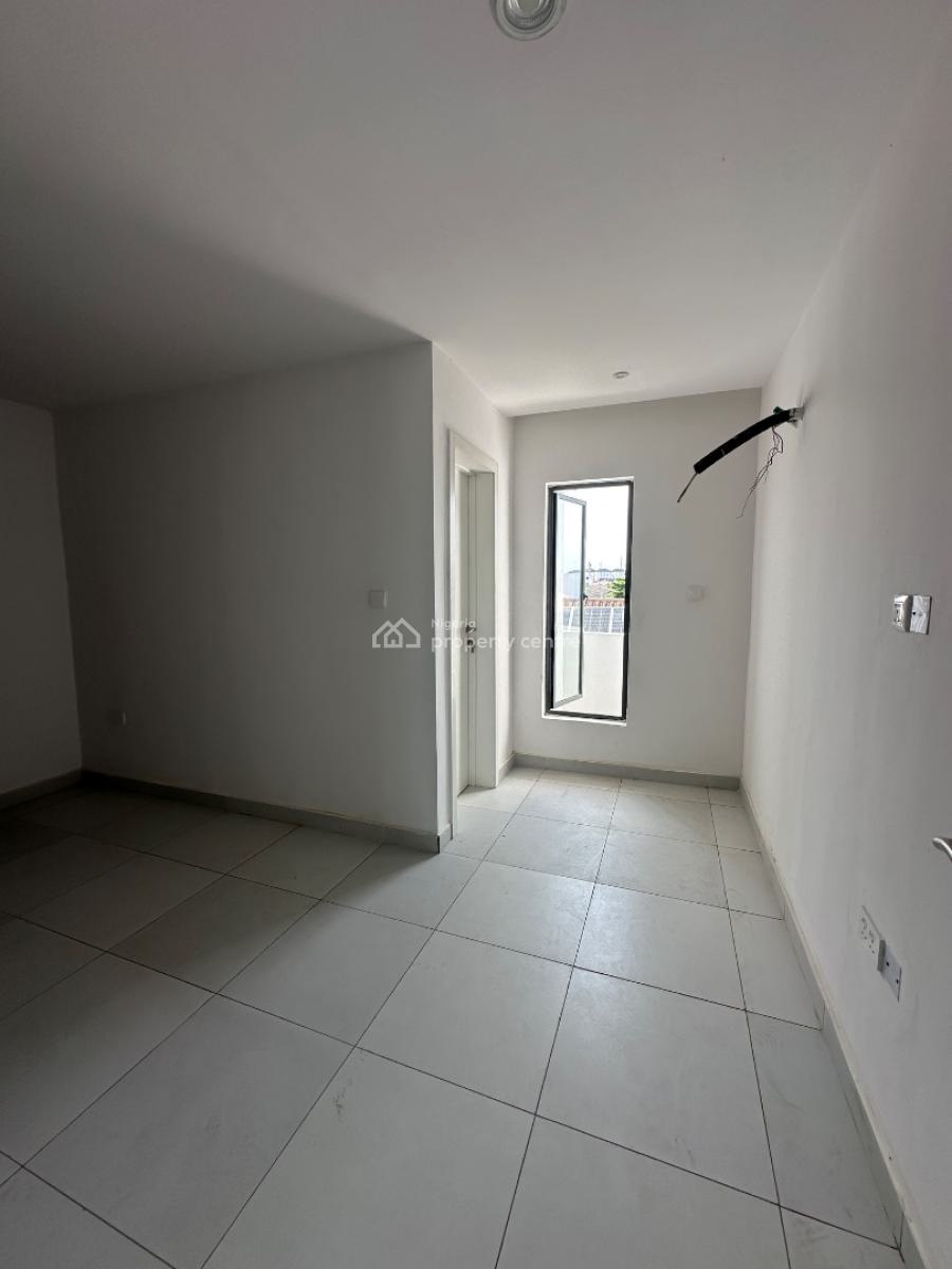 3bedroom Apartment, Lekki Phase 1, Lekki, Lagos, Flat / Apartment for Rent