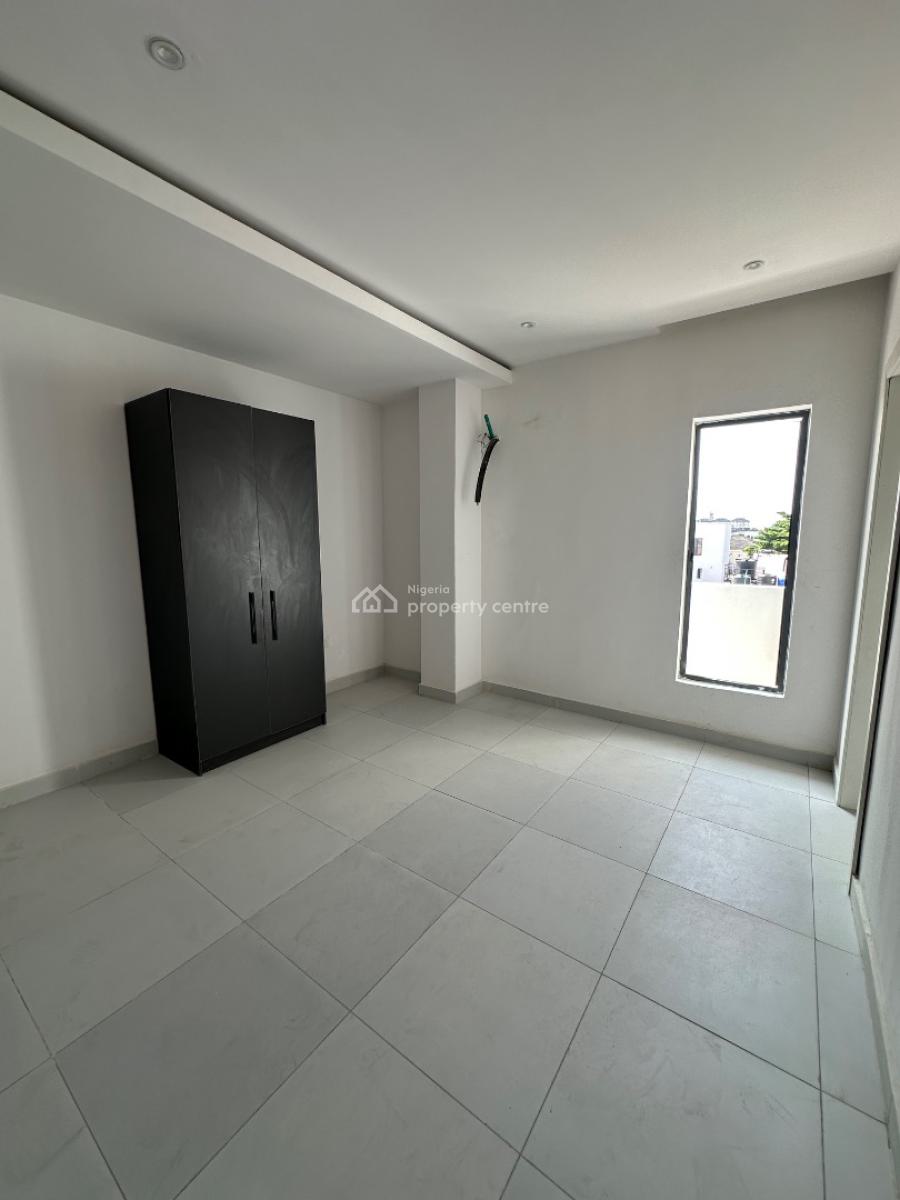 3bedroom Apartment, Lekki Phase 1, Lekki, Lagos, Flat / Apartment for Rent