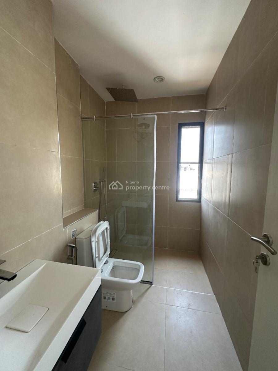 3bedroom Apartment, Lekki Phase 1, Lekki, Lagos, Flat / Apartment for Rent