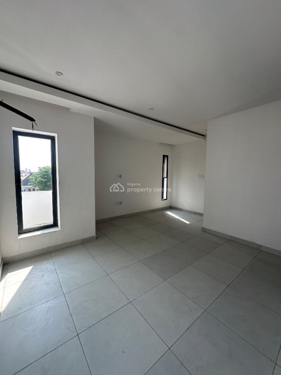 3bedroom Apartment, Lekki Phase 1, Lekki, Lagos, Flat / Apartment for Rent
