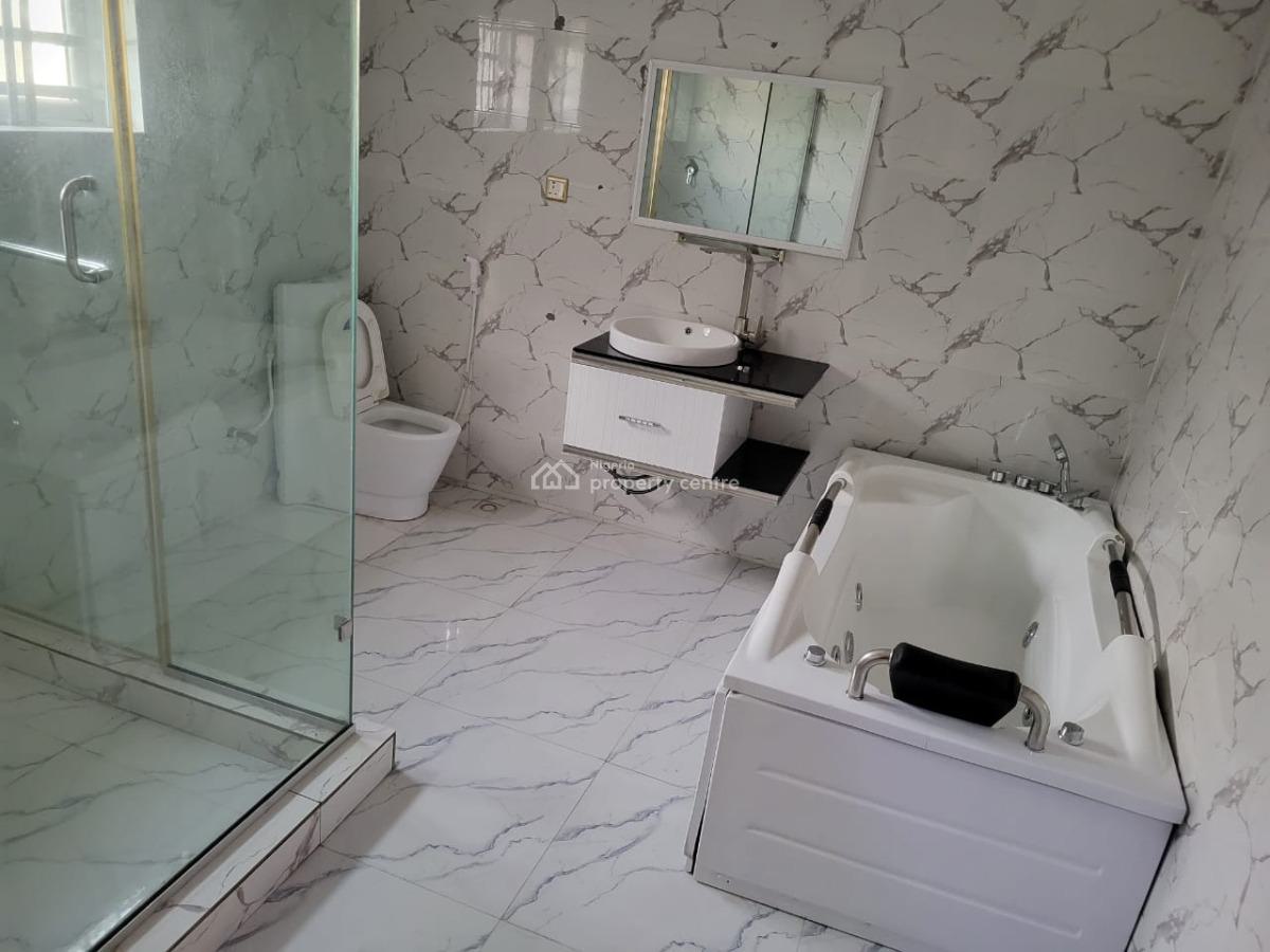 Spacious 5brm Terrace Duplex, Orchid Road Lekki, Lekki, Lagos, Terraced Duplex for Sale