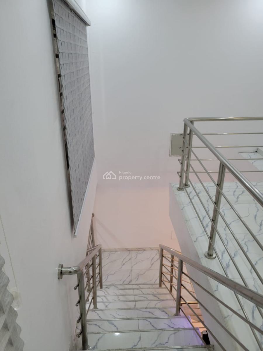 Spacious 5brm Terrace Duplex, Orchid Road Lekki, Lekki, Lagos, Terraced Duplex for Sale
