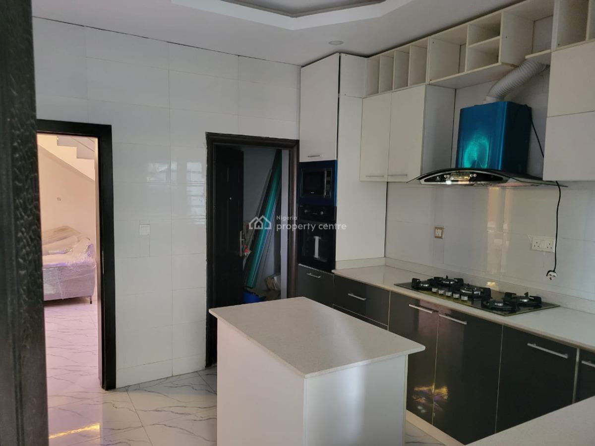 Spacious 5brm Terrace Duplex, Orchid Road Lekki, Lekki, Lagos, Terraced Duplex for Sale