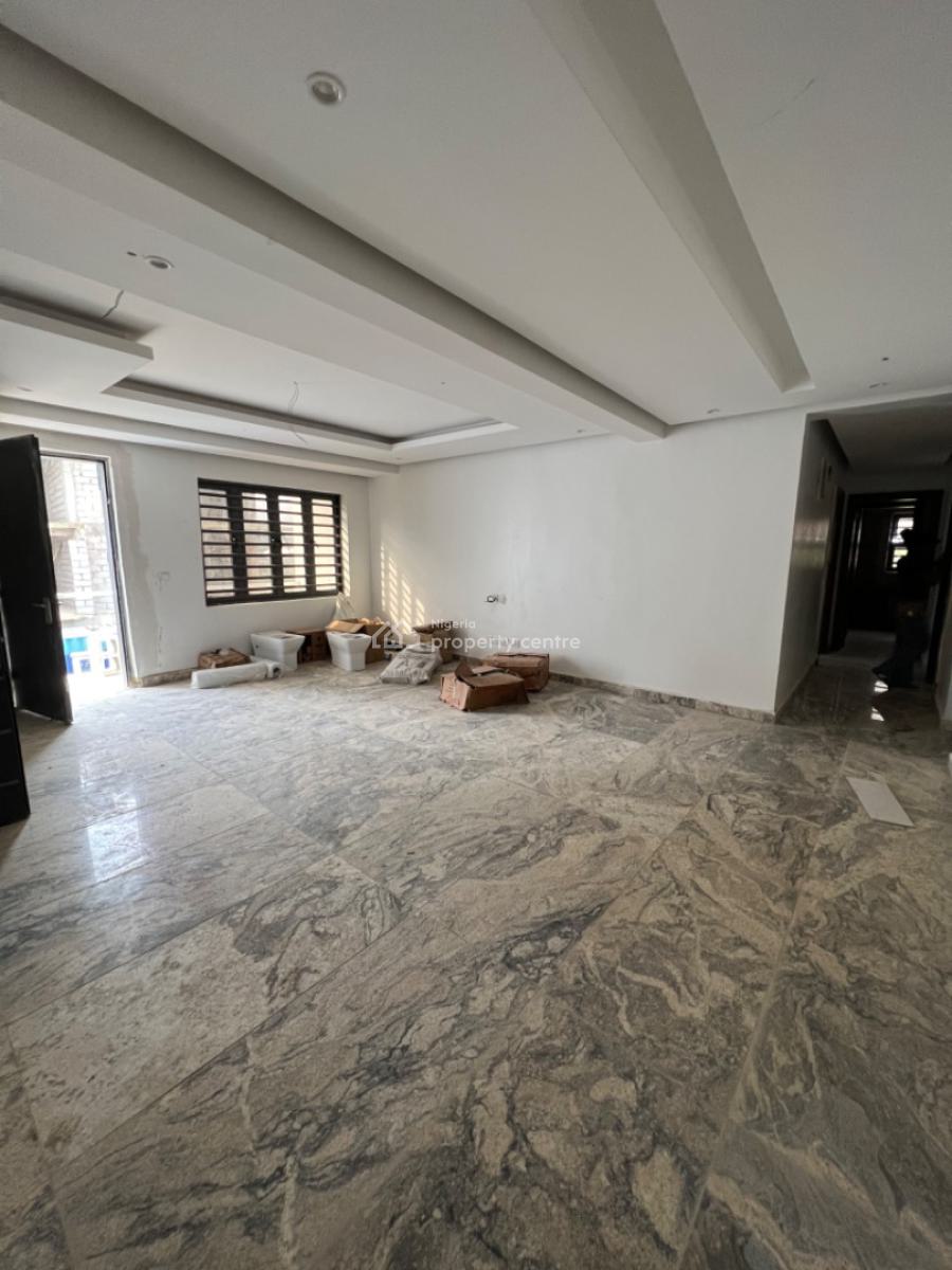 Spacious 3 Bed Apartment + Bq, Wuye, Abuja, Flat / Apartment for Sale