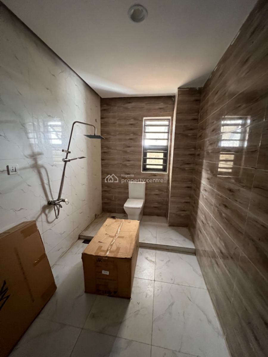 Spacious 3 Bed Apartment + Bq, Wuye, Abuja, Flat / Apartment for Sale