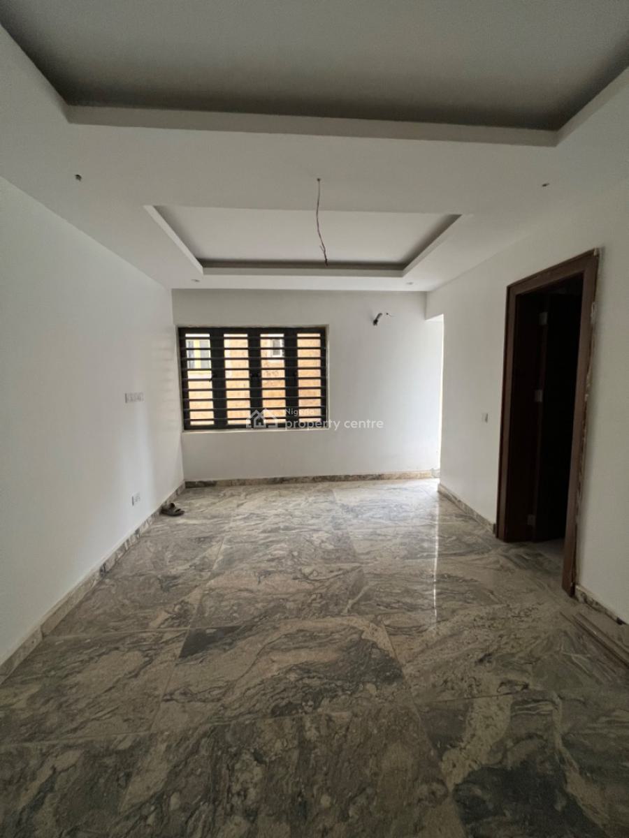 Spacious 3 Bed Apartment + Bq, Wuye, Abuja, Flat / Apartment for Sale