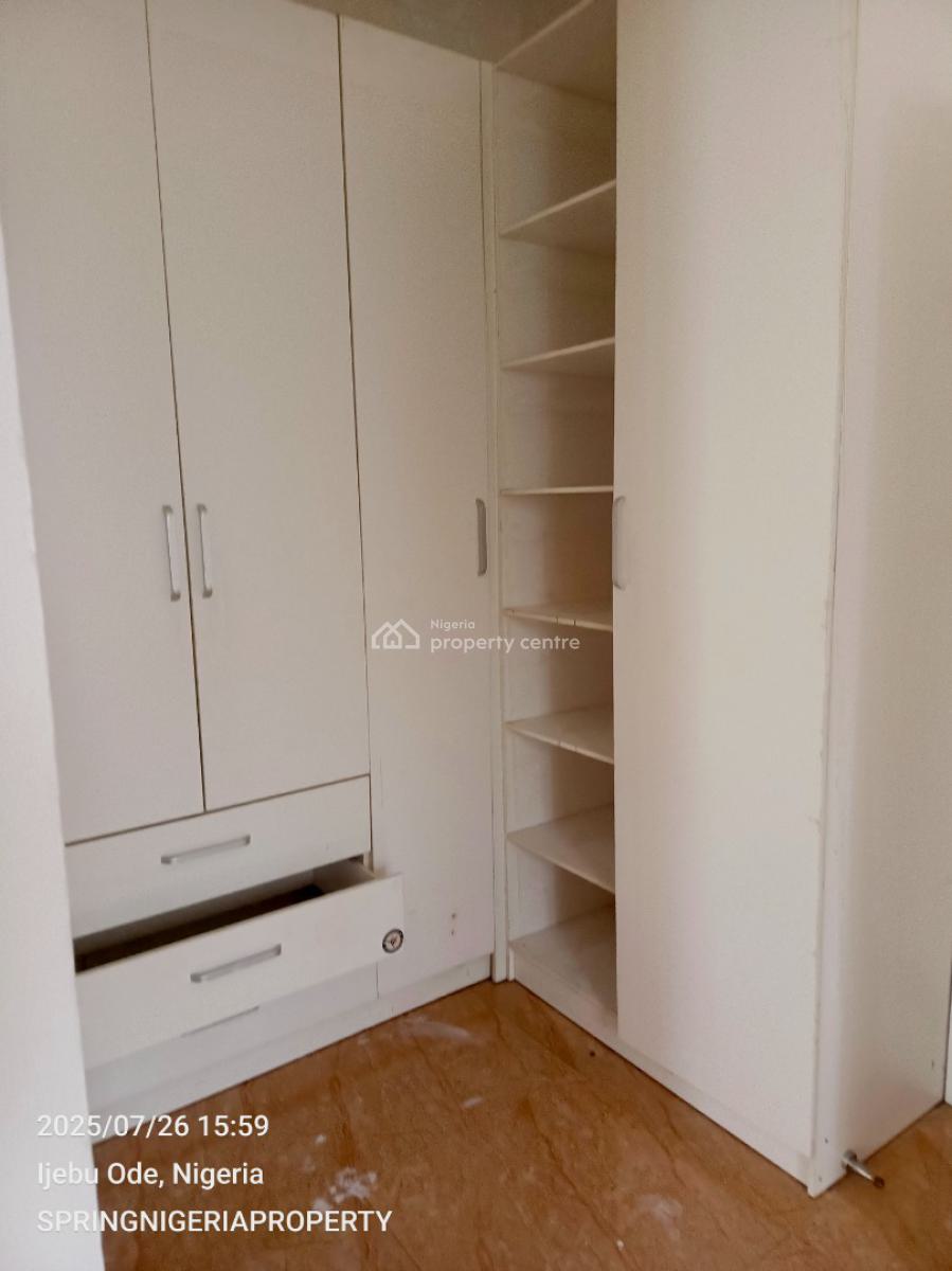 Luxury 2bedroom Flat with Only 5tenant, Before Blenco Supermarket, Sangotedo, Ajah, Lagos, Flat / Apartment for Rent