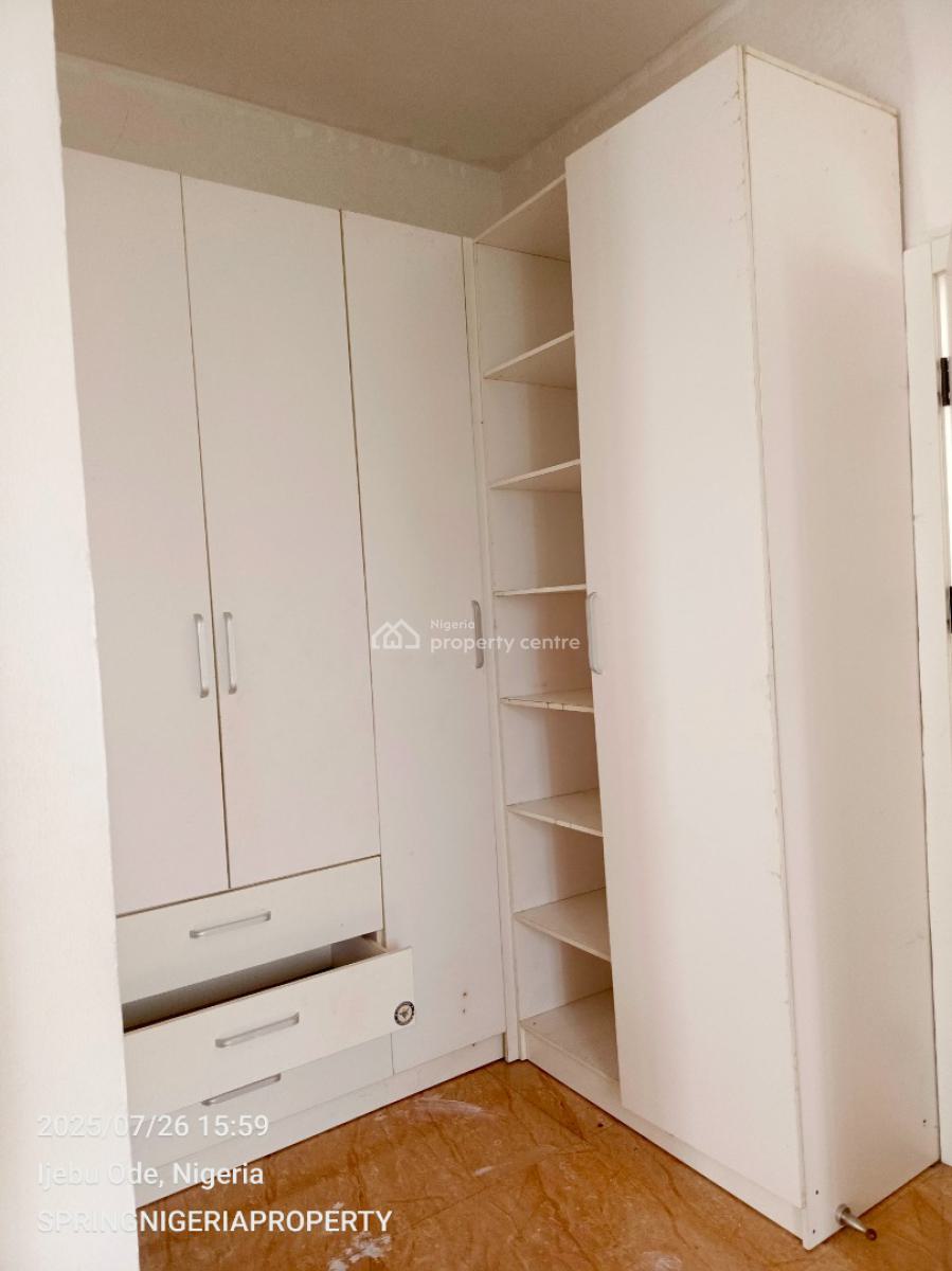 Luxury 2bedroom Flat with Only 5tenant, Before Blenco Supermarket, Sangotedo, Ajah, Lagos, Flat / Apartment for Rent