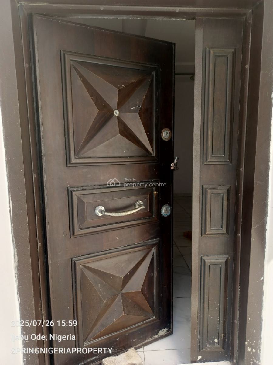Luxury 2bedroom Flat with Only 5tenant, Before Blenco Supermarket, Sangotedo, Ajah, Lagos, Flat / Apartment for Rent