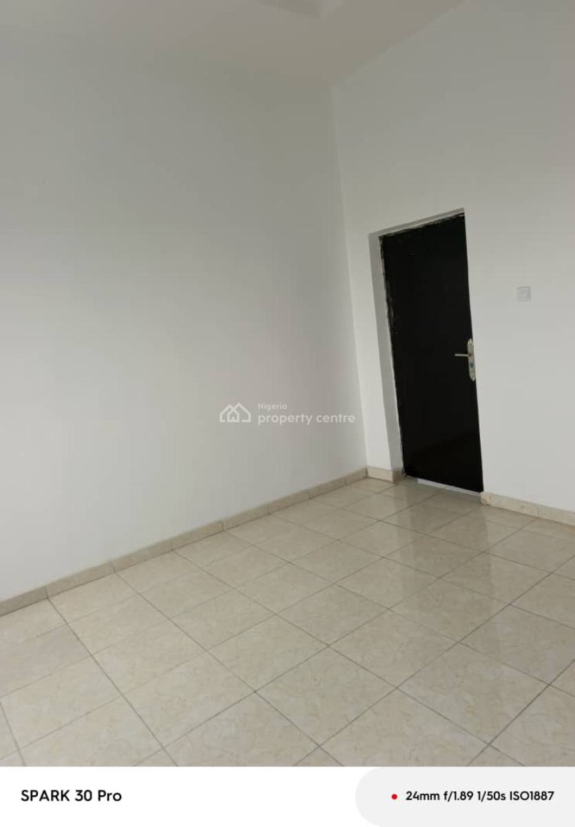 Brand New 2 Bedroom Fully Serviced Flat, Osapa, Lekki, Lagos, Flat / Apartment for Rent