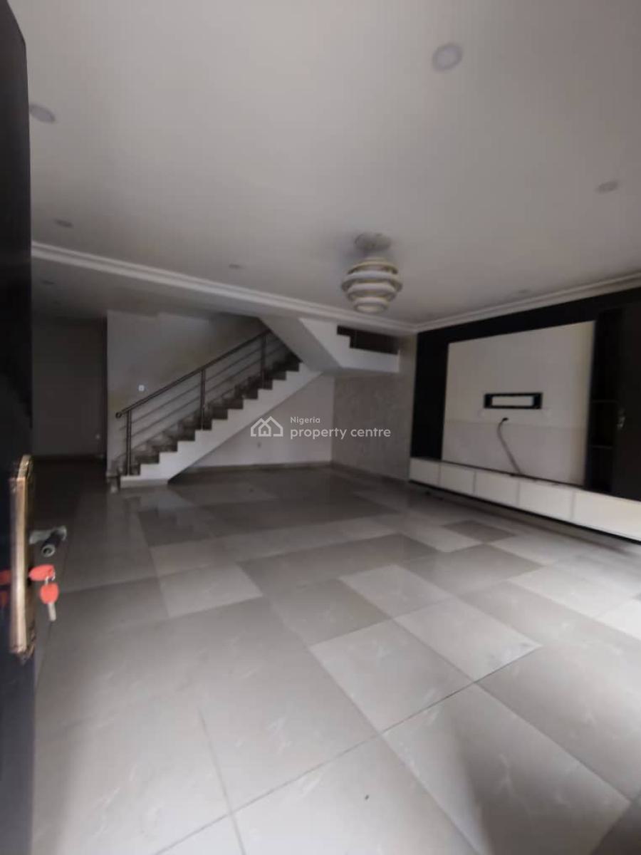 Serviced 3 Bedrooms Terrace Duplex, Chisco Ikate, Ikate Elegushi, Lekki, Lagos, Terraced Duplex for Rent
