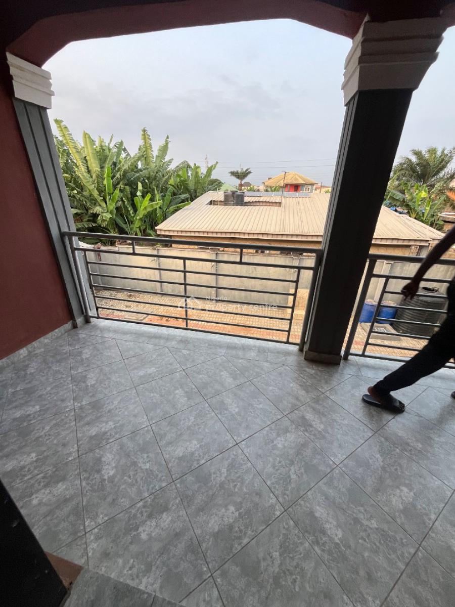 2 Bedroom Apartment Upstairs in Makogi Magboro, Magboro Makogi Victory Estate, Magboro, Ogun, Flat / Apartment for Rent