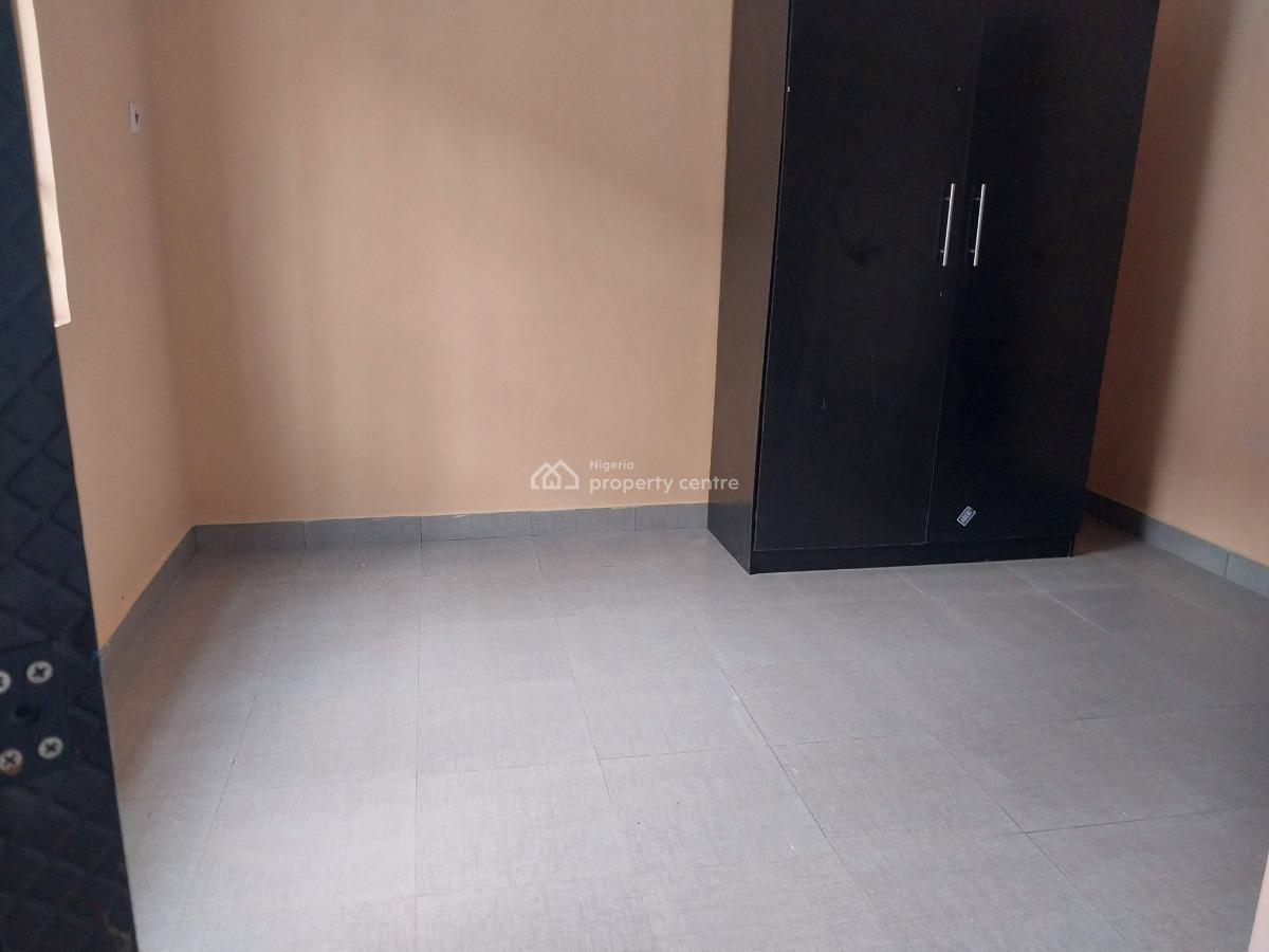 a Lovely Spacious Ground Floor Roomself Contain, Pako Busstop, Akoka, Yaba, Lagos, Self Contain (single Rooms) for Rent