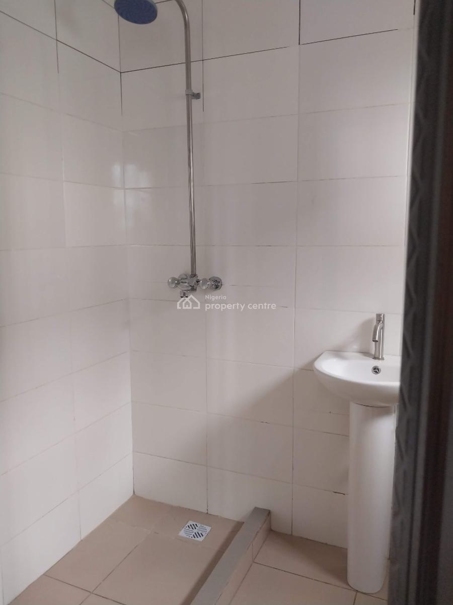 a Lovely Spacious Ground Floor Roomself Contain, Pako Busstop, Akoka, Yaba, Lagos, Self Contain (single Rooms) for Rent