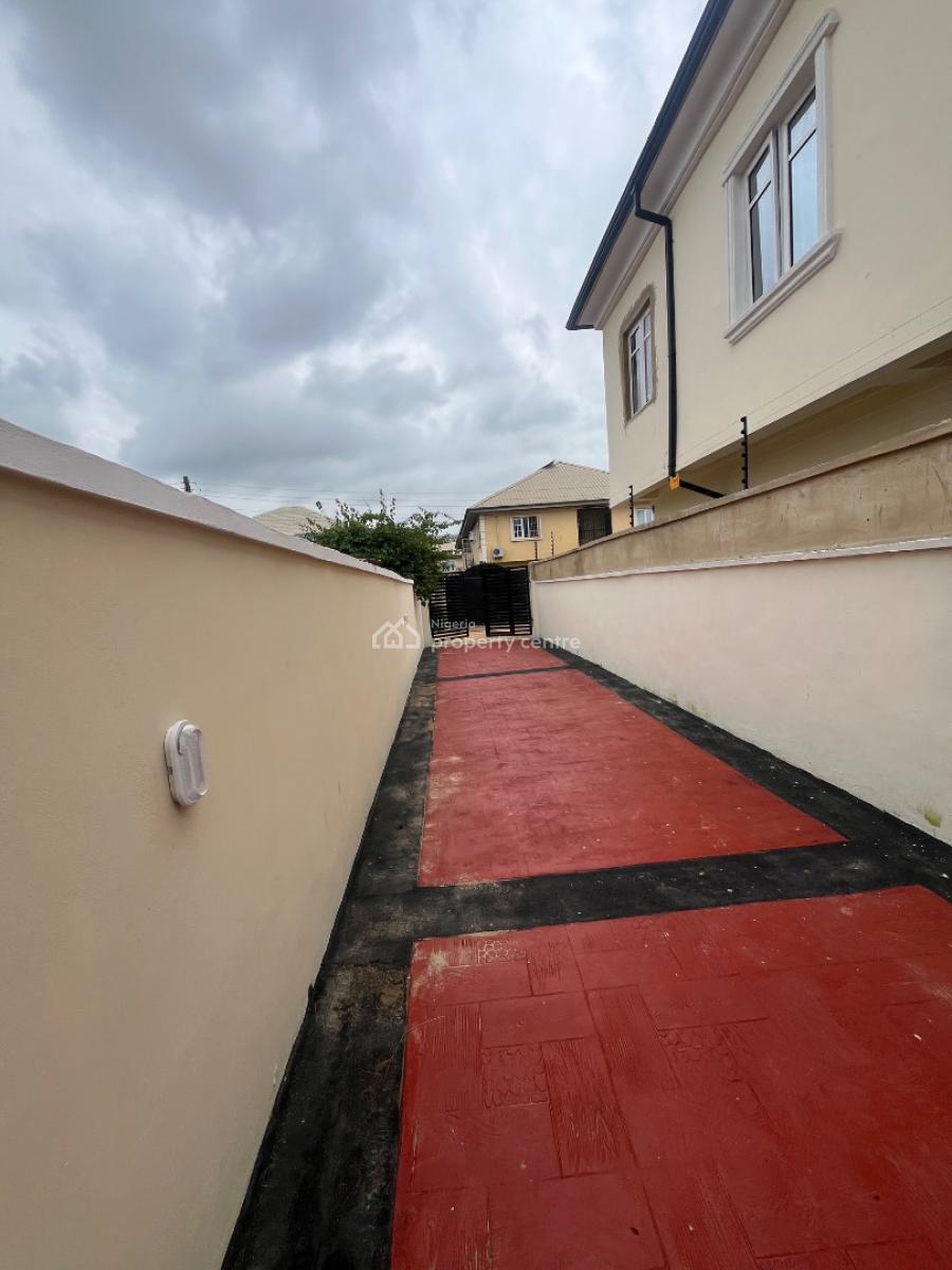 Newly Built 4 Bedroom Duplex in a Serene and Secured Estate in Magboro, Serene and Secured Estate in Magboro Area Close to Aluasa Ikeja, Magboro, Ogun, Detached Duplex for Sale