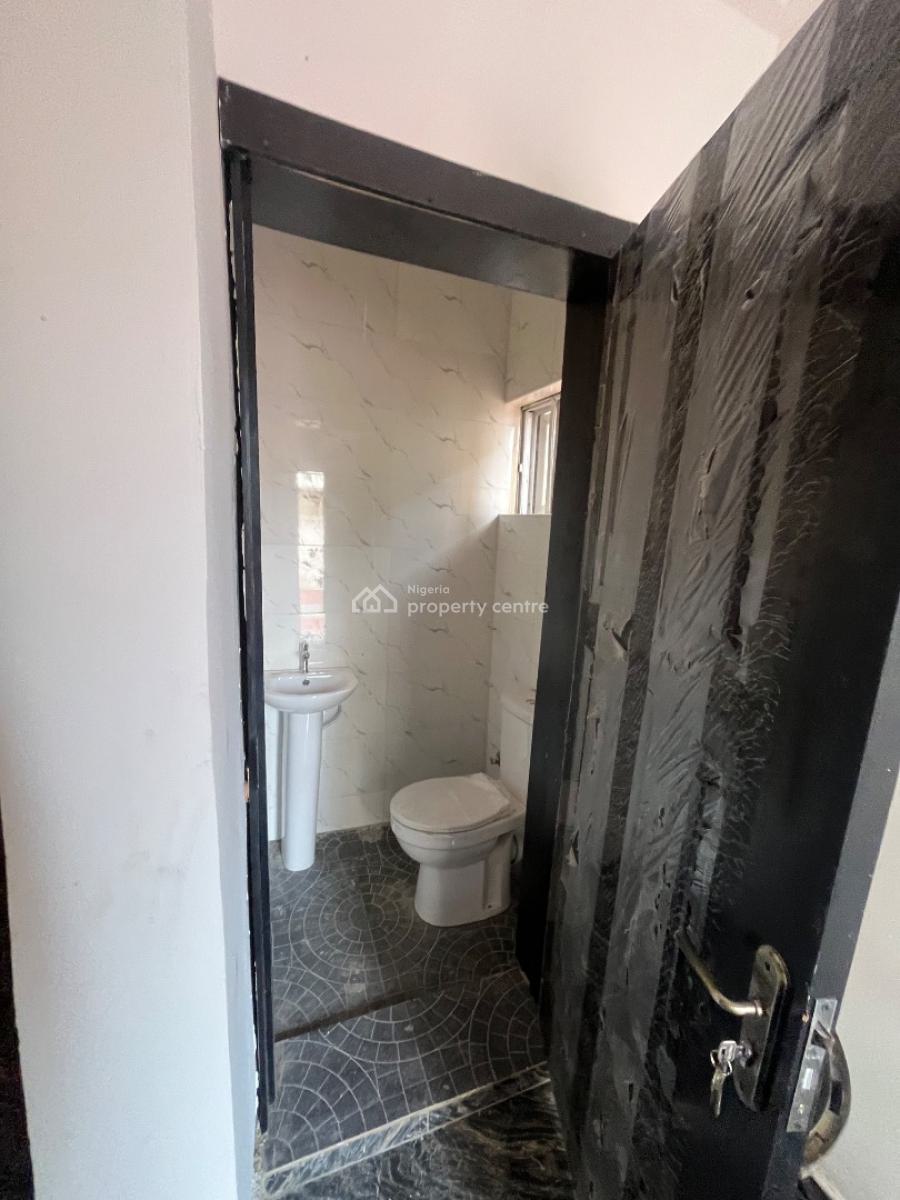 Newly Built 4 Bedroom Duplex in a Serene and Secured Estate in Magboro, Serene and Secured Estate in Magboro Area Close to Aluasa Ikeja, Magboro, Ogun, Detached Duplex for Sale