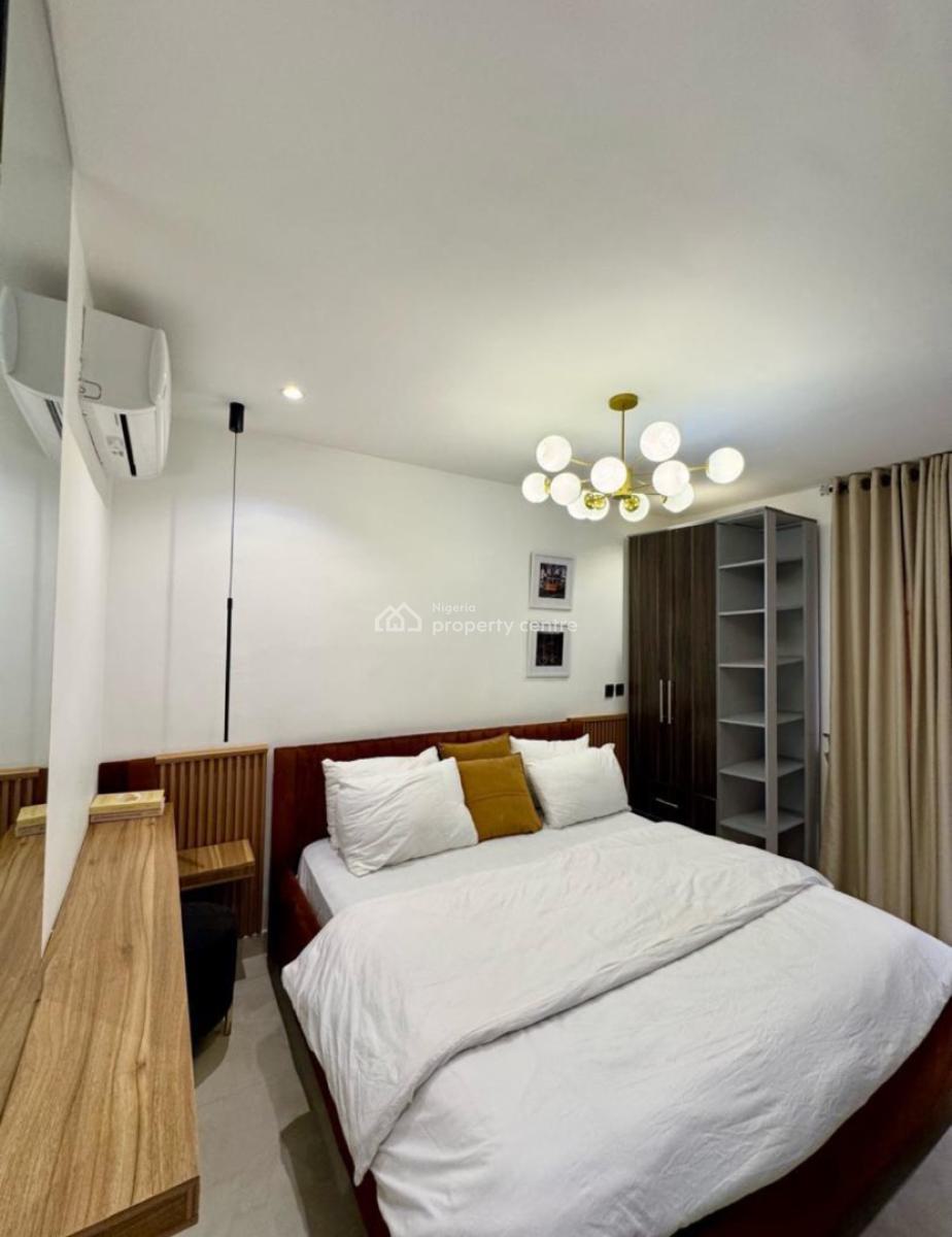 Exquisite 2 Bedroom Apartment, Freedom Way Road Lekki Phase 1, Lekki Phase 1, Lekki, Lagos, Flat / Apartment Short Let