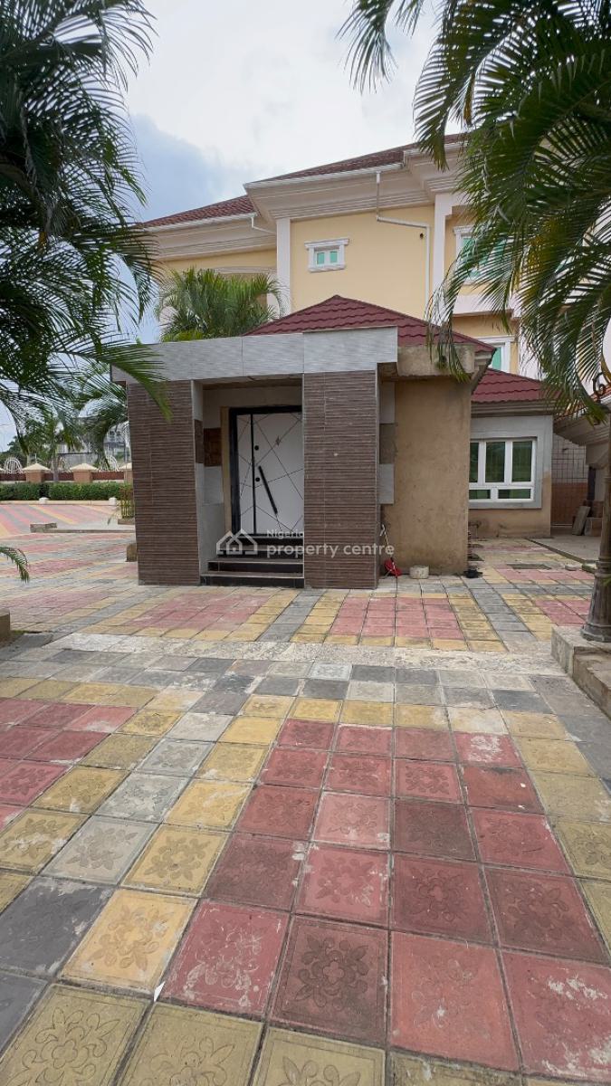 a Luxury Boutique Hotel and Apartment, Guzape, Guzape District, Abuja, Hotel / Guest House for Sale