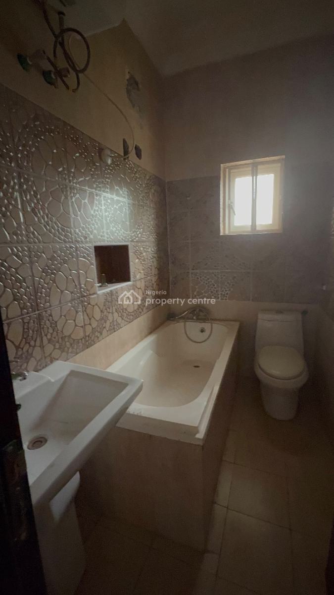 a Luxury Boutique Hotel and Apartment, Guzape, Guzape District, Abuja, Hotel / Guest House for Sale