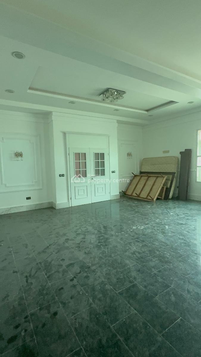 Exotic Castle in The Metropolis with Charlet Swimming Pool ., Guzape, Guzape District, Abuja, Detached Duplex for Sale